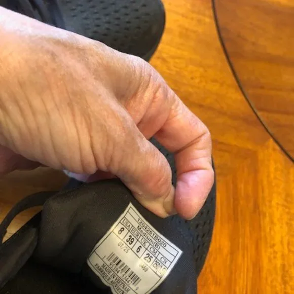 Brooks adrenalin GTS 24 - Picture 2 of 5